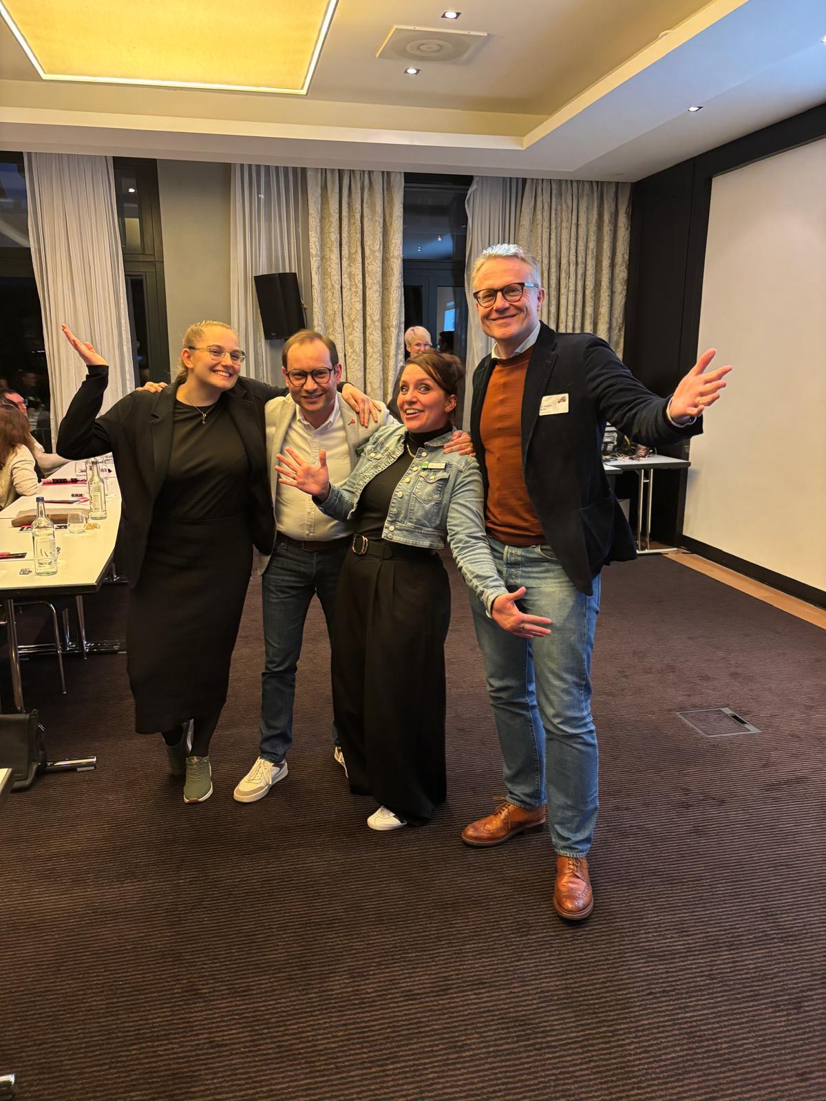 aa618234-967c-405a-a329-27733db7af01